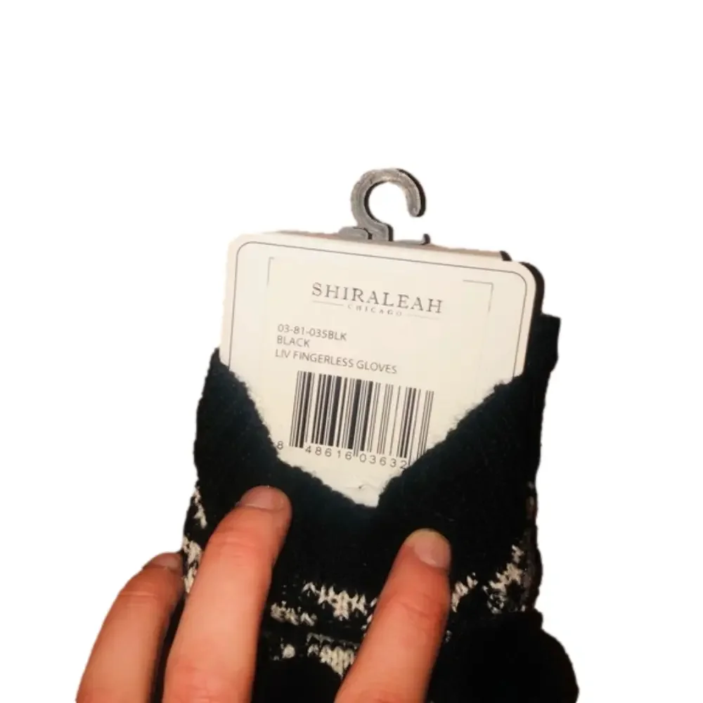 SHIRALEAH Black Fingerless Gloves